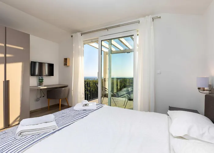 Riviera *