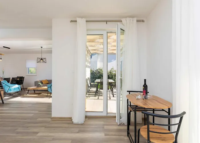 Riviera Villa