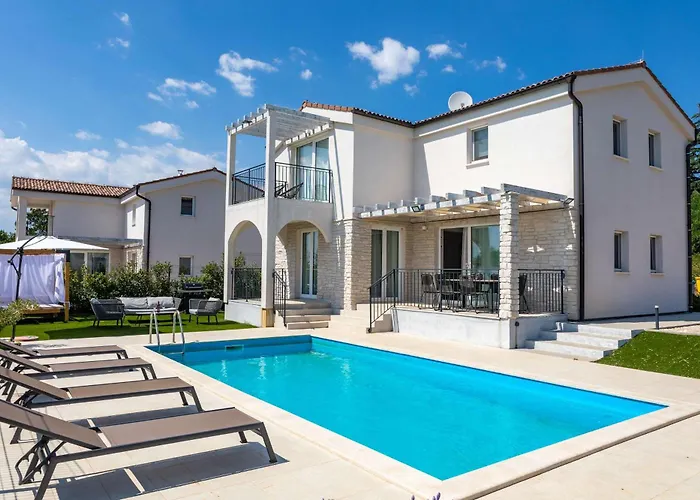 Villa Riviera
