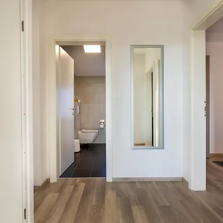Villa Riviera *